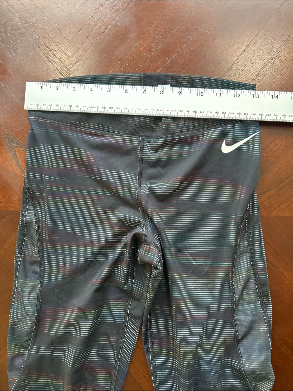 Nike Black Tank, Shorts & Multicolor Stripe Capri Leggings Set size M - Picture 7 of 9